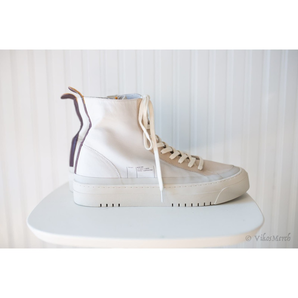 Stylish High-Top Women's Athletic Shoes